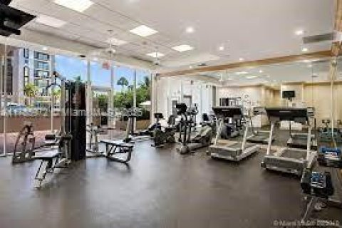 Copropriété à louer à Surfside, Floride: 1 chambre, 106.84 m2 № 1739036 - photo 7