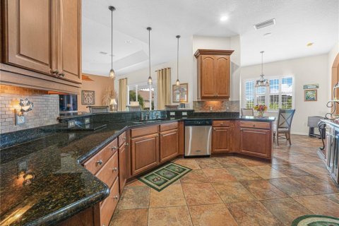 Casa en venta en Winter Haven, Florida, 3 dormitorios, 218.69 m2 № 2387618 - foto 13