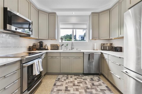 Купить виллу или дом в Эль Портал, Флорида 3 спальни, 139.35м2, № 1995724 - фото 11