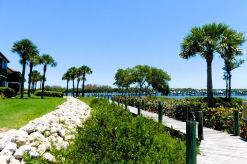 Copropriété à vendre à Stuart, Floride: 2 chambres, 105.44 m2 № 2147231 - photo 3
