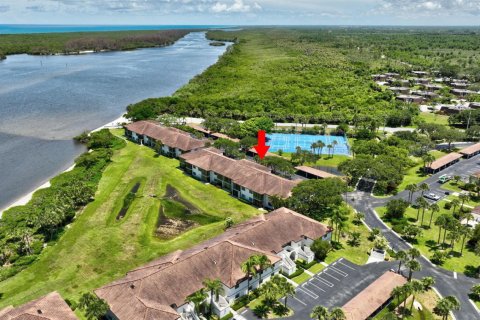 Copropriété à vendre à Stuart, Floride: 2 chambres, 105.44 m2 № 2147231 - photo 2