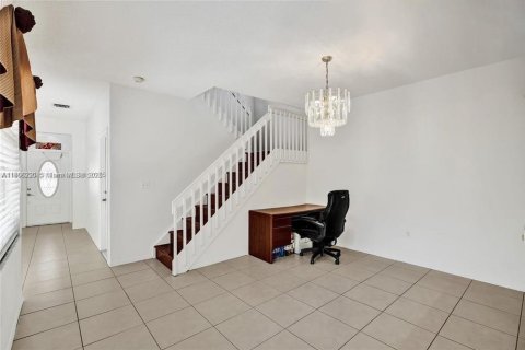 House in Cooper City, Florida 3 bedrooms, 148.83 sq.m. № 1739071 - photo 8