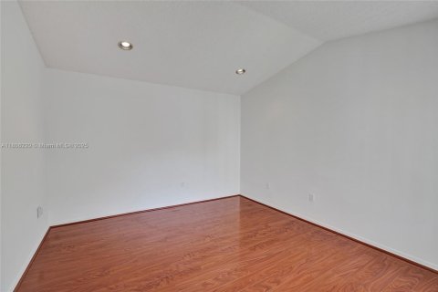 House in Cooper City, Florida 3 bedrooms, 148.83 sq.m. № 1739071 - photo 20