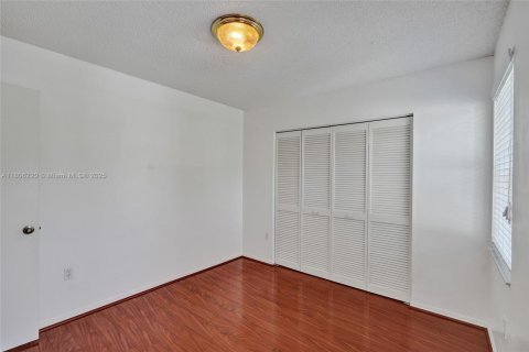 House in Cooper City, Florida 3 bedrooms, 148.83 sq.m. № 1739071 - photo 28