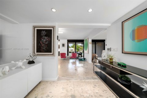 Купить виллу или дом в Ки-Бискейн, Флорида 5 спален, 457.45м2, № 1995261 - фото 8