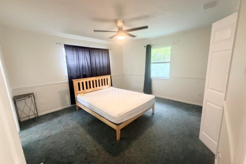 Villa ou maison à louer à Lake Worth, Floride: 4 chambres, 201.23 m2 № 2390065 - photo 8
