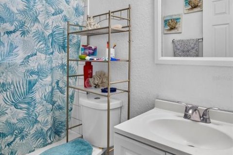 Casa en venta en Tampa, Florida, 4 dormitorios, 127.65 m2 № 2344841 - foto 24