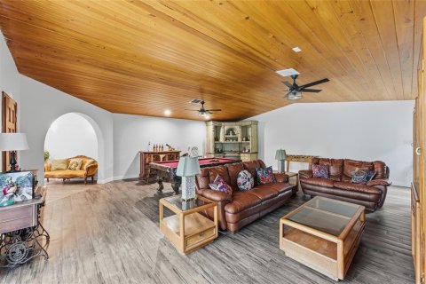 House in Fort Lauderdale, Florida 6 bedrooms, 483.09 sq.m. № 2094044 - photo 12
