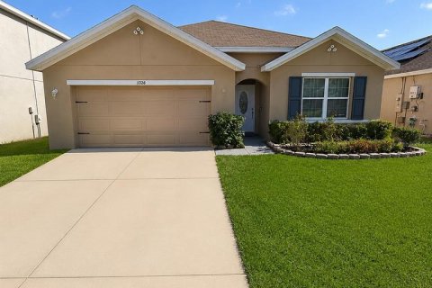 Villa ou maison à Gibsonton, Floride 4 chambres, 171.5 m2 № 2239235