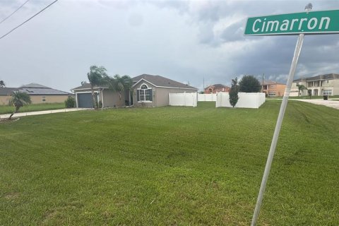 Villa ou maison à vendre à Poinciana, Floride: 3 chambres, 147.9 m2 № 2408574 - photo 4