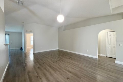 Villa ou maison à vendre à Poinciana, Floride: 3 chambres, 147.9 m2 № 2408574 - photo 8