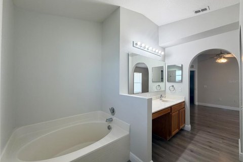 Villa ou maison à vendre à Poinciana, Floride: 3 chambres, 147.9 m2 № 2408574 - photo 29