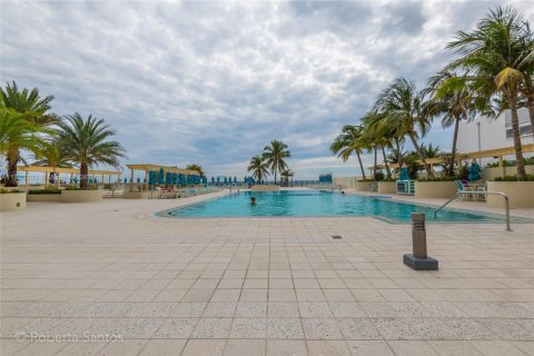 Copropriété à louer à Hollywood, Floride: 1 chambre, 77.57 m2 № 1705235 - photo 24