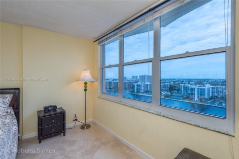 Copropriété à louer à Hollywood, Floride: 1 chambre, 77.57 m2 № 1705235 - photo 19