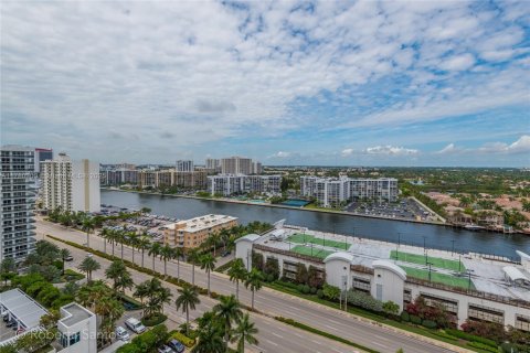 Copropriété à louer à Hollywood, Floride: 1 chambre, 77.57 m2 № 1705235 - photo 5