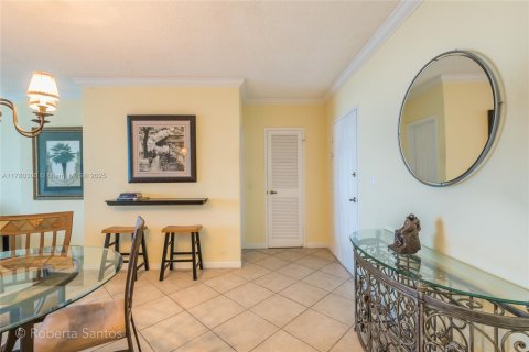 Copropriété à louer à Hollywood, Floride: 1 chambre, 77.57 m2 № 1705235 - photo 10