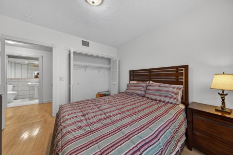 Copropriété à vendre à Pompano Beach, Floride: 2 chambres, 123.37 m2 № 2406032 - photo 11
