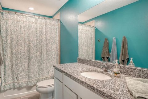 House in Parrish, Florida 4 bedrooms, 205.04 sq.m. № 1899641 - photo 28
