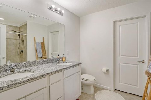 House in Parrish, Florida 4 bedrooms, 205.04 sq.m. № 1899641 - photo 22