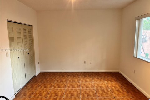 Condominio en alquiler en Doral, Florida, 2 dormitorios, 76.55 m2 № 2066089 - foto 12