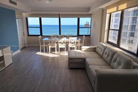 Condo à Hollywood, Floride, 2 chambres  № 1985574