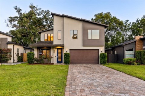 Casa en Orlando, Florida 4 dormitorios, 274.99 m2 № 2100691