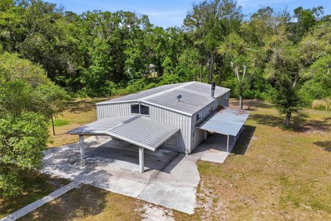 House in Branford, Florida 6 bedrooms, 278.71 sq.m. № 2098009 - photo 15