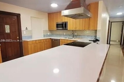 Купить виллу или дом в Майами, Флорида 4 спальни, 199м2, № 1990311 - фото 4