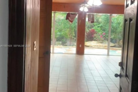 Купить виллу или дом в Майами, Флорида 4 спальни, 199м2, № 1990311 - фото 15