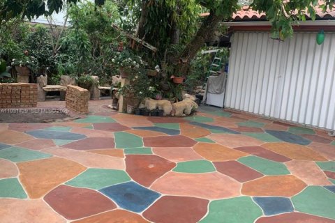 Купить виллу или дом в Майами, Флорида 4 спальни, 199м2, № 1990311 - фото 26