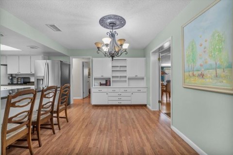 House in Lakeland, Florida 3 bedrooms, 242.66 sq.m. № 1913696 - photo 16
