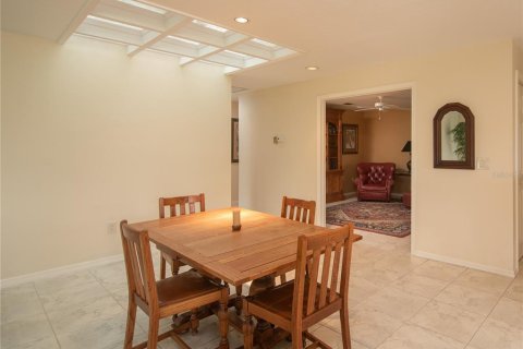 Casa en venta en Sarasota, Florida, 3 dormitorios, 178.56 m2 № 2202560 - foto 5