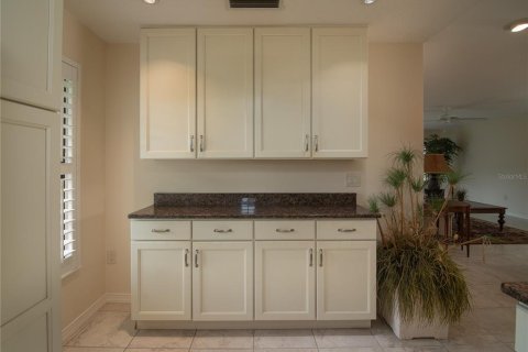 Casa en venta en Sarasota, Florida, 3 dormitorios, 178.56 m2 № 2202560 - foto 9
