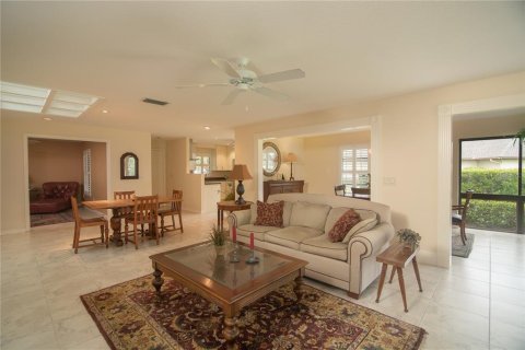 Casa en venta en Sarasota, Florida, 3 dormitorios, 178.56 m2 № 2202560 - foto 3