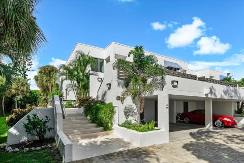 Condo in Longboat Key, Florida, 2 bedrooms № 2375695