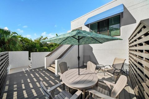 Condo in Longboat Key, Florida, 2 bedrooms  № 2375695 - photo 5