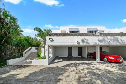 Condo in Longboat Key, Florida, 2 bedrooms  № 2375695 - photo 3