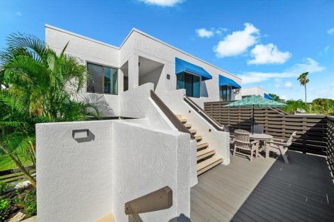 Condo in Longboat Key, Florida, 2 bedrooms  № 2375695 - photo 4
