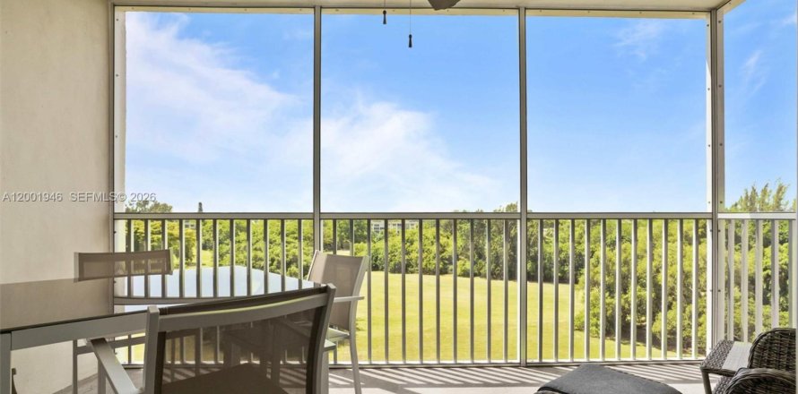 Condo à Pompano Beach, Floride, 2 chambres  № 2067836