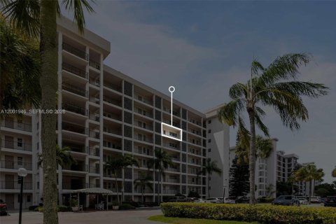 Copropriété à vendre à Pompano Beach, Floride: 2 chambres, 102.19 m2 № 2067836 - photo 23
