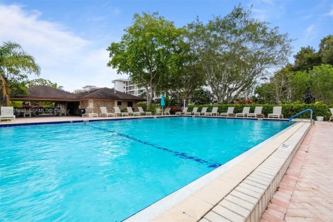 Copropriété à vendre à Pompano Beach, Floride: 2 chambres, 102.19 m2 № 2067836 - photo 28