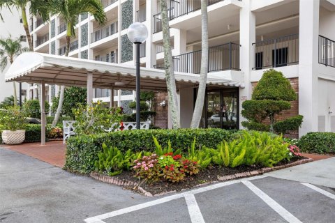 Copropriété à vendre à Pompano Beach, Floride: 2 chambres, 102.19 m2 № 2067836 - photo 26