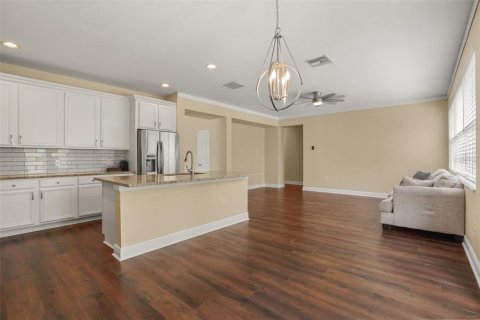Casa en venta en Orlando, Florida, 5 dormitorios, 339.09 m2 № 2151016 - foto 19