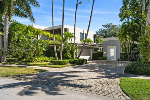Купить виллу или дом в Майами-Бич, Флорида 5 спален, 369.75м2, № 1951555 - фото 8