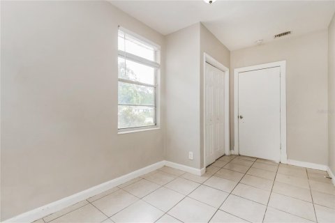 Casa en alquiler en Tampa, Florida, 4 dormitorios, 115.48 m2 № 1750006 - foto 12