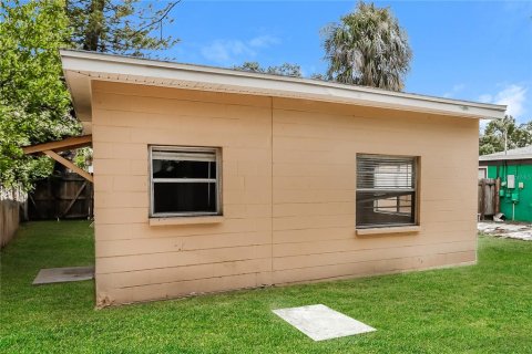 Casa en alquiler en Tampa, Florida, 4 dormitorios, 115.48 m2 № 1750006 - foto 16