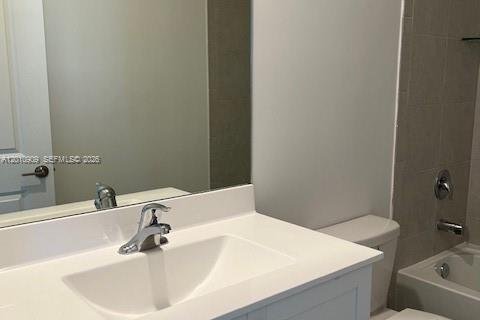 Townhouse in Miami, Florida 3 bedrooms, 123.65 sq.m. № 2076127 - photo 22