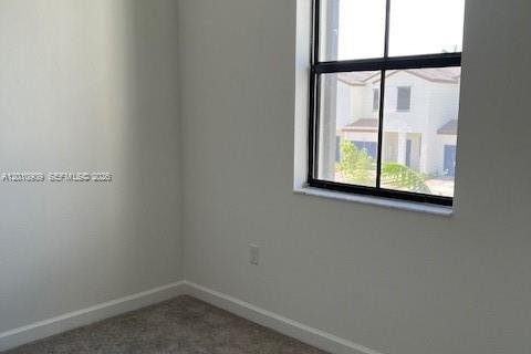 Townhouse in Miami, Florida 3 bedrooms, 123.65 sq.m. № 2076127 - photo 28