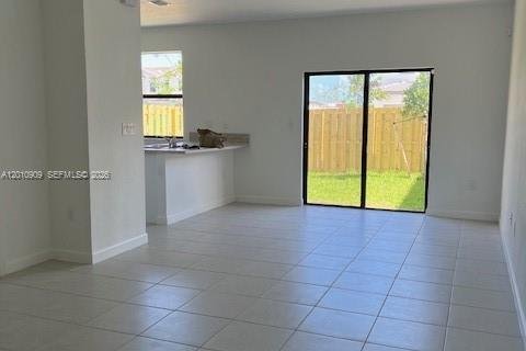 Townhouse in Miami, Florida 3 bedrooms, 123.65 sq.m. № 2076127 - photo 11