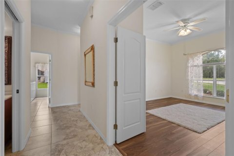 House in Spring Hill, Florida 3 bedrooms, 245.63 sq.m. № 2302313 - photo 28
